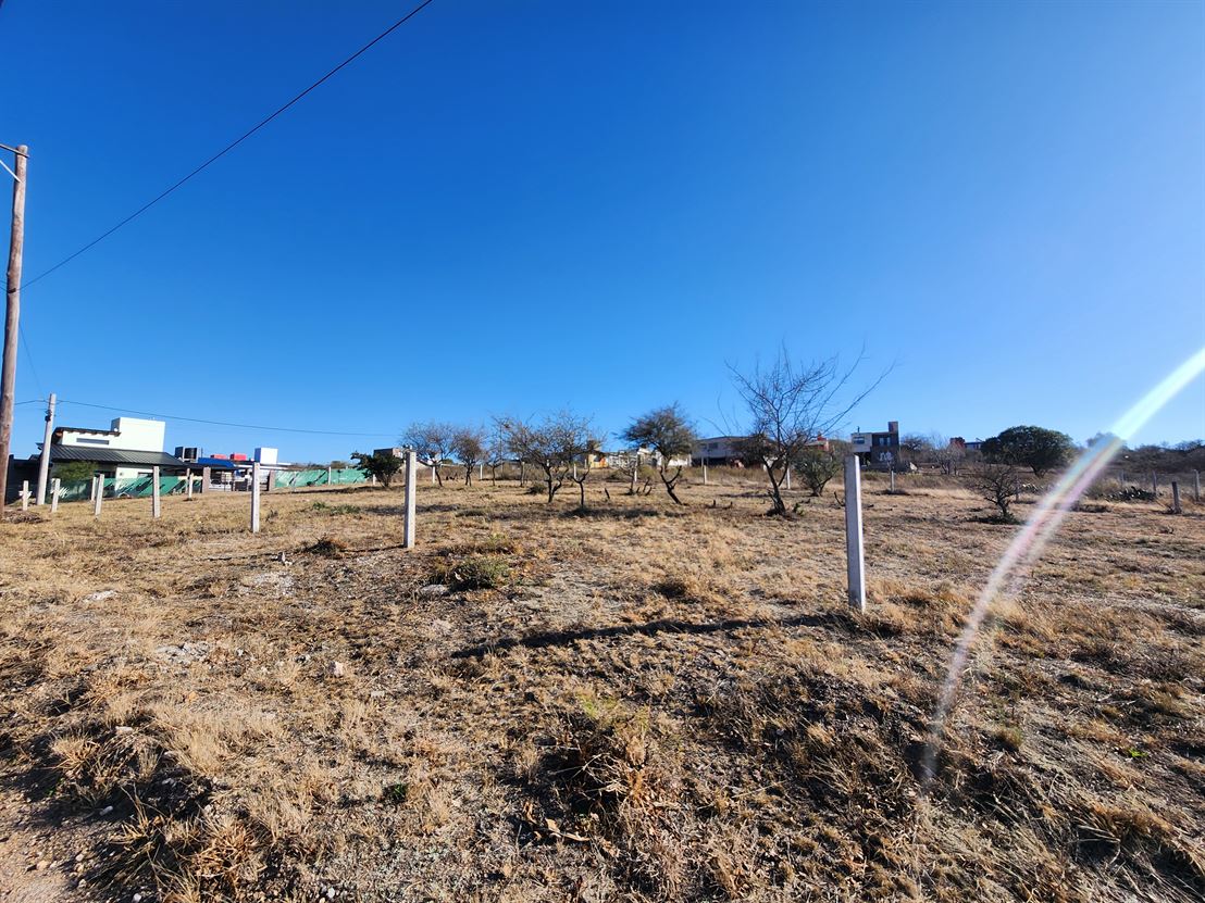 Hermoso lote esquina en Santa Cruz del Lago
