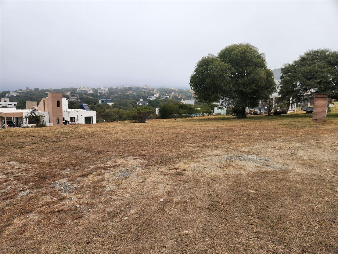 Dos Lotes de 870 m2 en Tierra Alta 