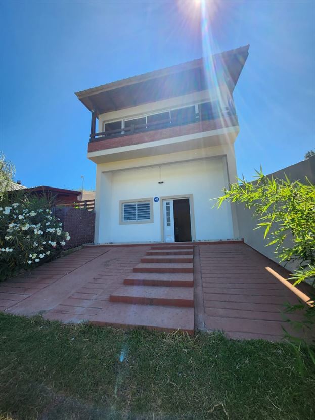 Propiedad de dos habitaciones a metros del cruce Empalme Tanti 